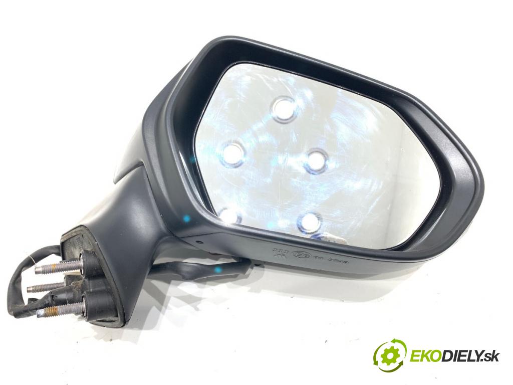 TOYOTA COROLLA E21 sedan 2019 72 kW 1.8 VVTi Hybrid (ZWE211, MZEA12) 1798 zpětné zrcátko pravý 