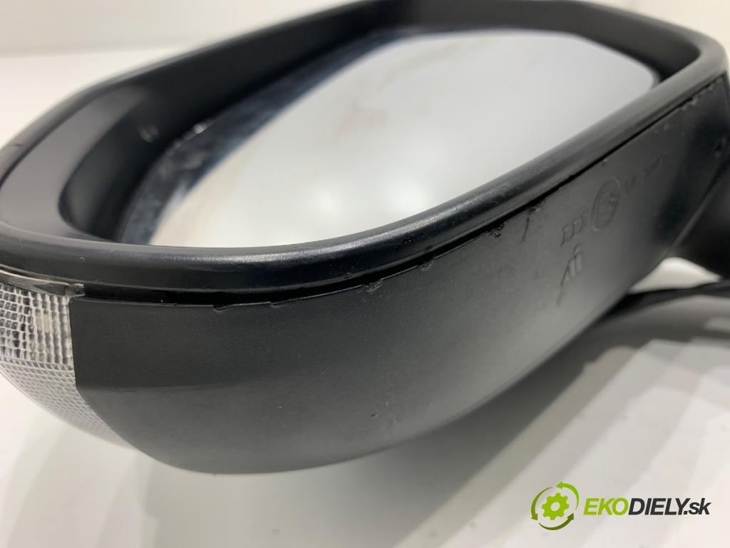 TOYOTA COROLLA E21 sedan 2019 72 kW 1.8 VVTi Hybrid (ZWE211, MZEA12) 1798 zpětné zrcátko levý