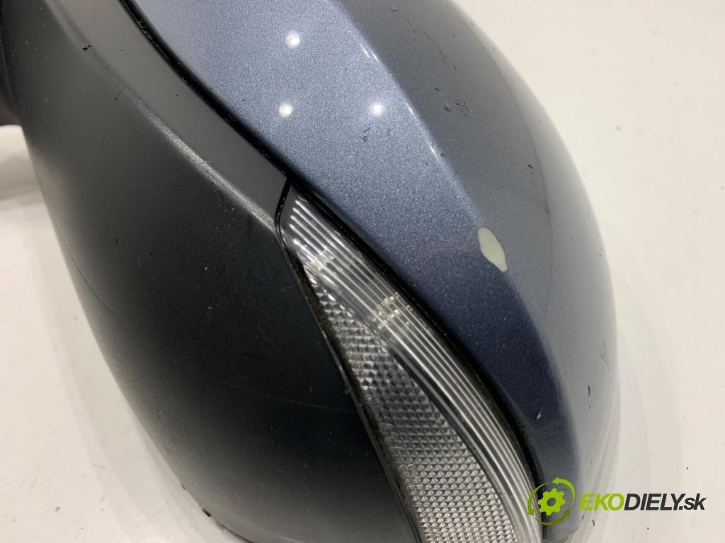 TOYOTA COROLLA E21 sedan 2019 72 kW 1.8 VVTi Hybrid (ZWE211, MZEA12) 1798 zpětné zrcátko levý