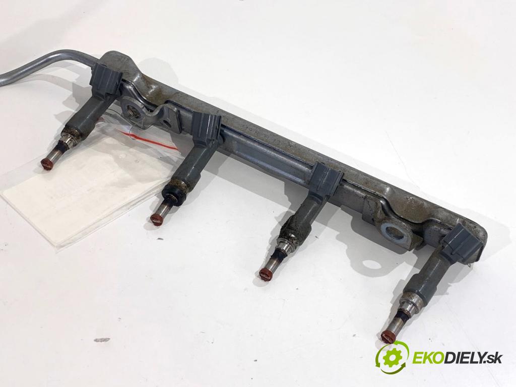 TOYOTA COROLLA E21 sedan 2019 72 kW 1.8 VVTi Hybrid (ZWE211, MZEA12) 1798 lišta vstřikovací 23250-0T110 (Vstřikovací lišta)