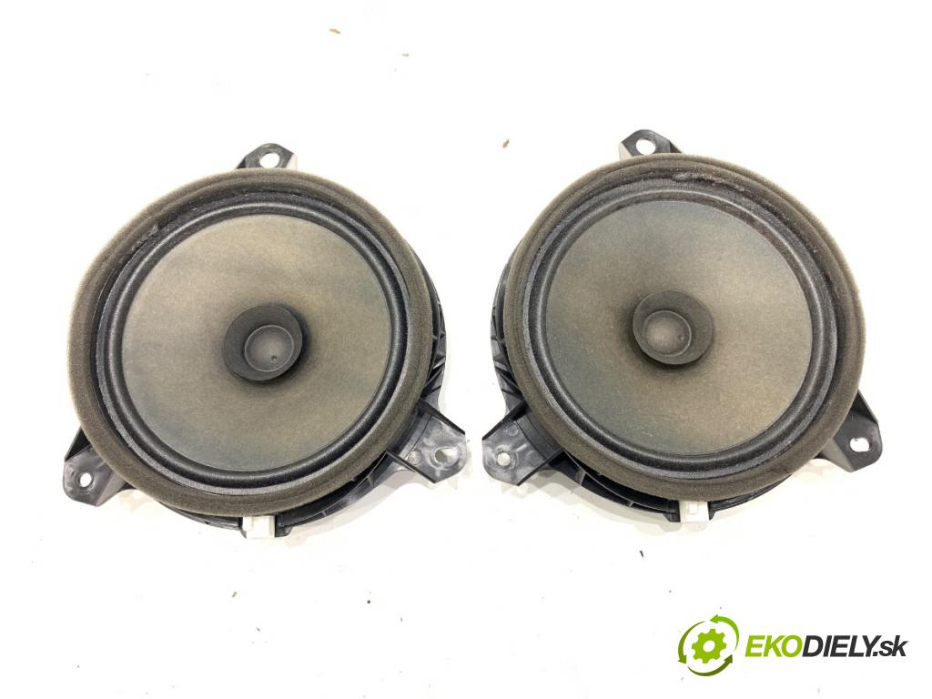 TOYOTA COROLLA E21 sedan 2019 72 kW 1.8 VVTi Hybrid (ZWE211, MZEA12) 1798 reproduktory