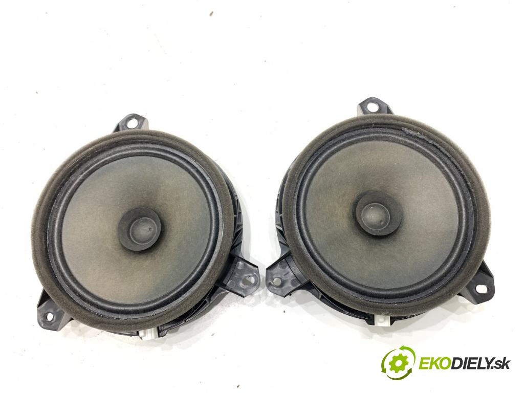 TOYOTA COROLLA E21 sedan 2019 72 kW 1.8 VVTi Hybrid (ZWE211, MZEA12) 1798 reproduktory