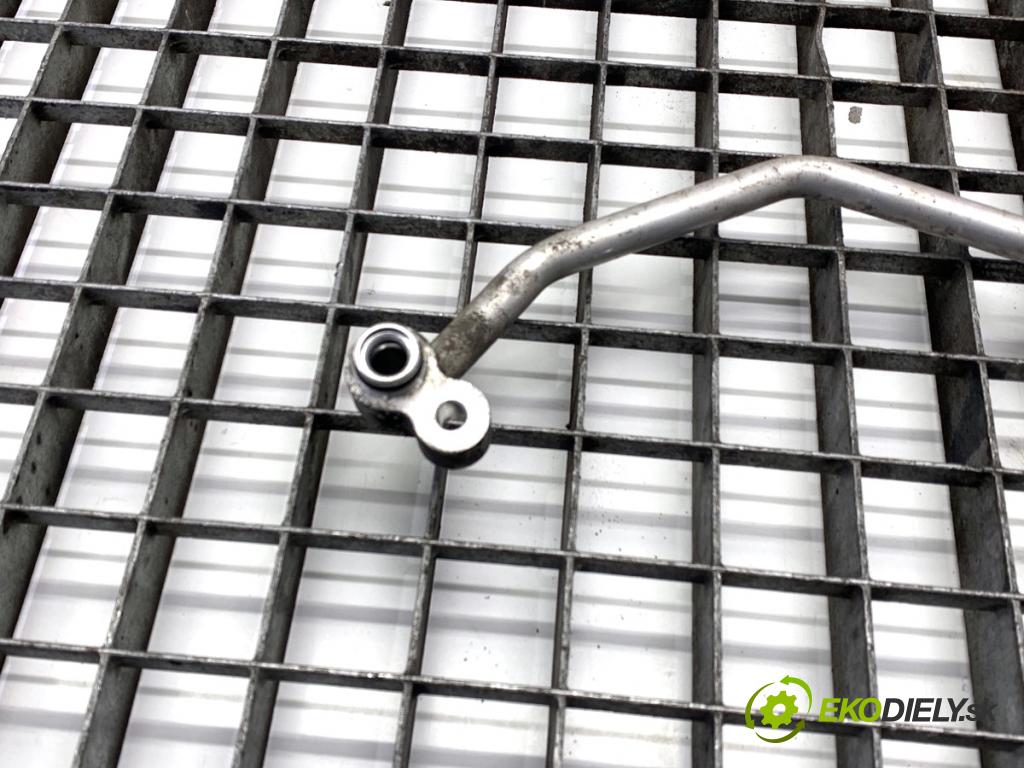 TOYOTA COROLLA E21 sedan 2019 72 kW 1.8 VVTi Hybrid (ZWE211, MZEA12) 1798 rúrka klimatizace  (Trubka klimatizace)