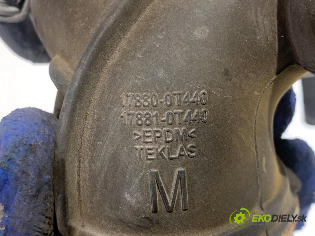 TOYOTA COROLLA E21 sedan 2019 72 kW 1.8 VVTi Hybrid (ZWE211, MZEA12) 1798 Rúra vzduchu 17880-0T440