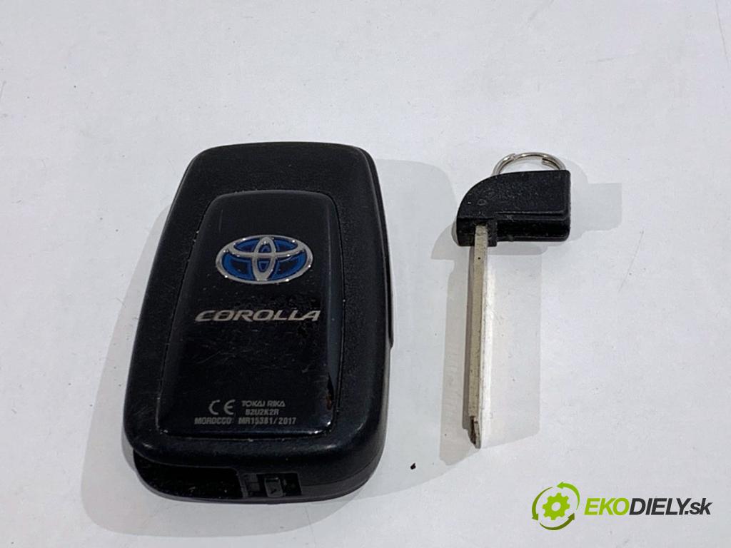 TOYOTA COROLLA E21 sedan 2019 72 kW 1.8 VVTi Hybrid (ZWE211, MZEA12) 1798 klíč DÁLKOVÝ: MR15381