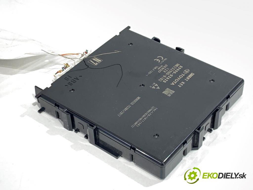 TOYOTA COROLLA E21 sedan 2019 72 kW 1.8 VVTi Hybrid (ZWE211, MZEA12) 1798 modul SMART 89990-02620