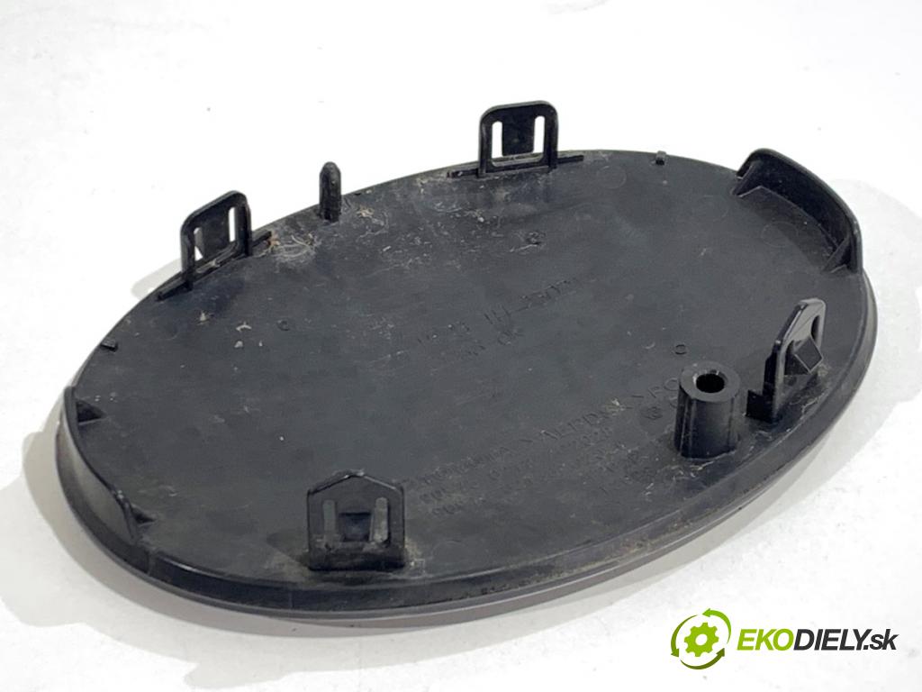 TOYOTA COROLLA E21 sedan 2019 72 kW 1.8 VVTi Hybrid (ZWE211, MZEA12) 1798 znak přední část 90975-02124