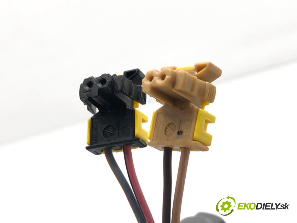 VOLVO V70 III Kombi 2008 147 kW 2.5 T 2521 kroužek slimák airbag 31275363 (Airbag)