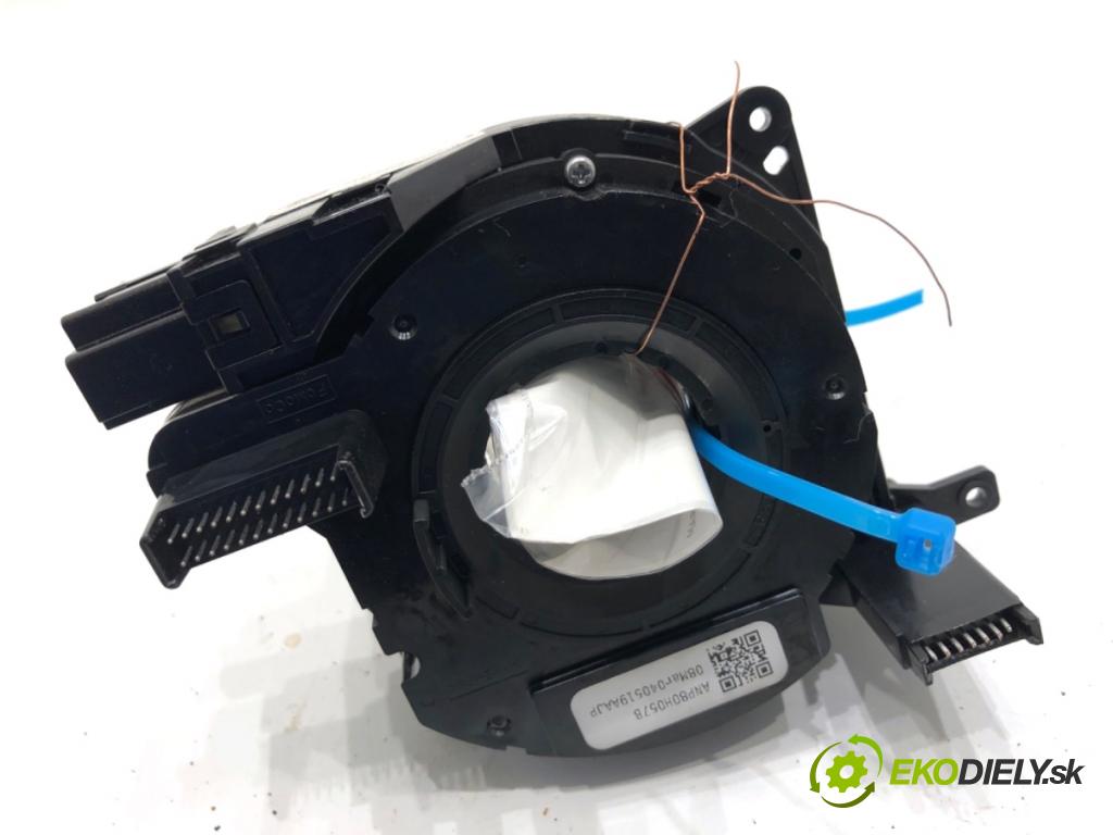 VOLVO V70 III Kombi 2008 147 kW 2.5 T 2521 kroužek slimák airbag 31275363 (Airbag)