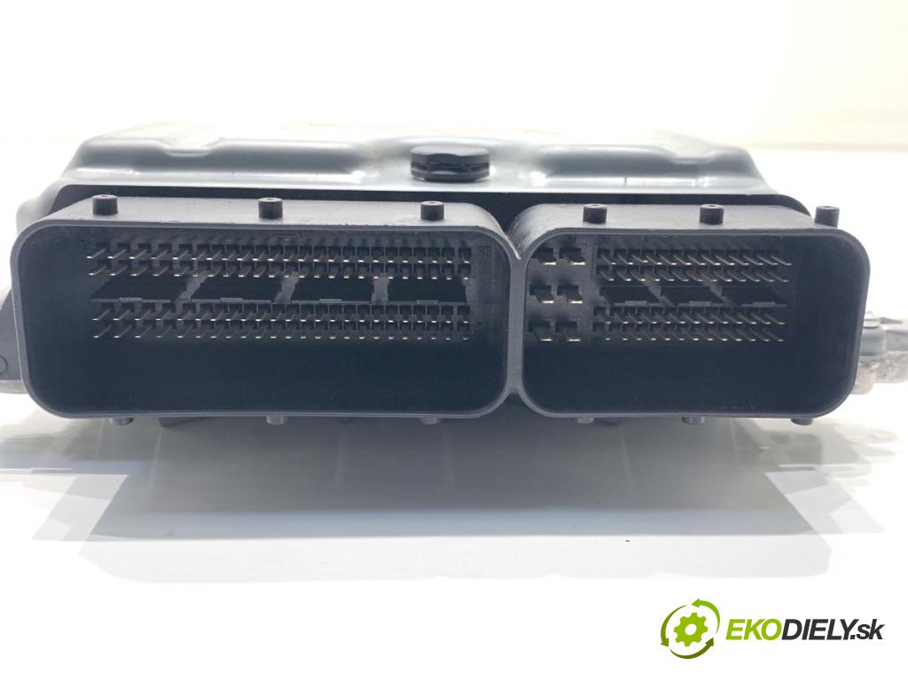 VOLVO V70 III Kombi 2008 147 kW 2.5 T 2521 riadiaca jednotka Motor 31286086 (Riadiaca jednotka)