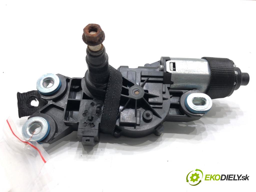 VOLVO V70 III Kombi 2008 147 kW 2.5 T 2521 Motor stieračov zad 30663891