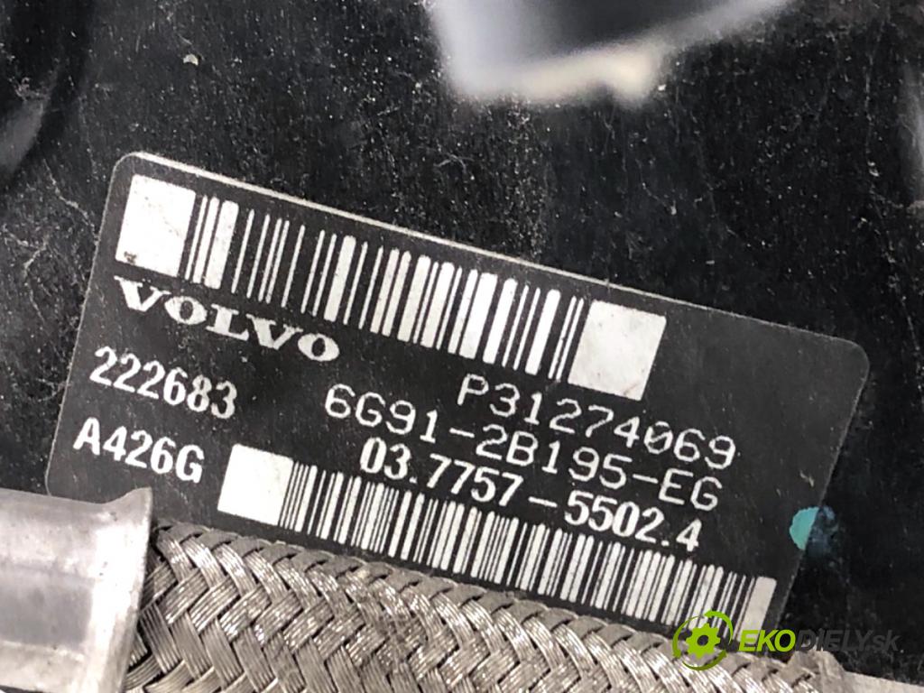 VOLVO V70 III Kombi 2008 147 kW 2.5 T 2521 Posilovač bŕzd P31274069