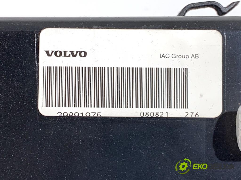 VOLVO V70 III Kombi 2008 147 kW 2.5 T 2521 Priehradka, kastlík spolujazdca 30676278 39891975 (Priehradka (kastlík))