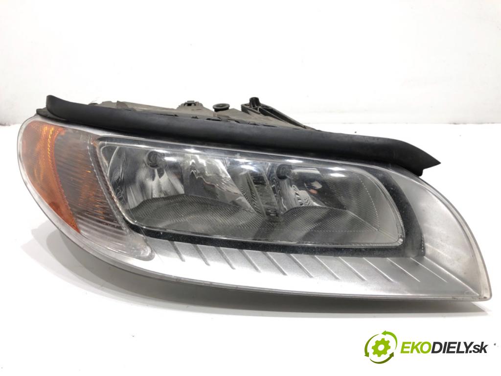 VOLVO V70 III Kombi 2008 147 kW 2.5 T 2521 Svetlomet pravy predný 31214352