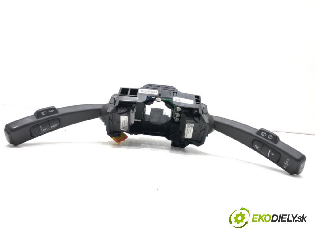 VOLVO V70 III Kombi 2008 147 kW 2.5 T 2521 Prepínač kombinovaný 31275353 (Prepínacie páčky pod volantom)