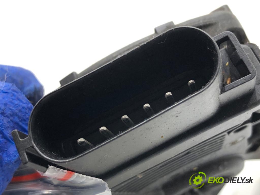 VOLVO V70 III Kombi 2008 147 kW 2.5 T 2521 Potenciometer plynu 6G92-9F836-BD (Potenciometer plynového pedálu)