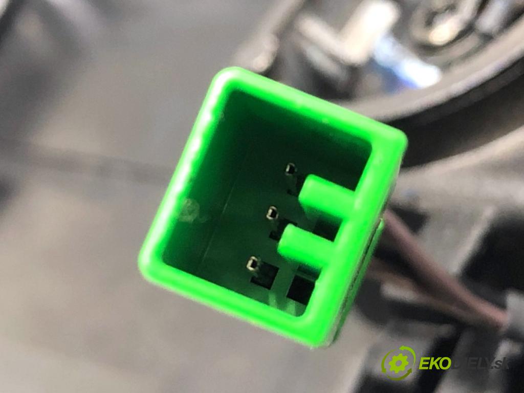 VOLVO V70 III Kombi 2008 147 kW 2.5 T 2521 Spätné zrkadlo vnútorné  (Spätné zrkadlo vnútorné)