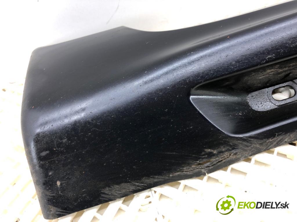 VOLVO V70 III Kombi 2008 147 kW 2.5 T 2521 lišta prahová levý