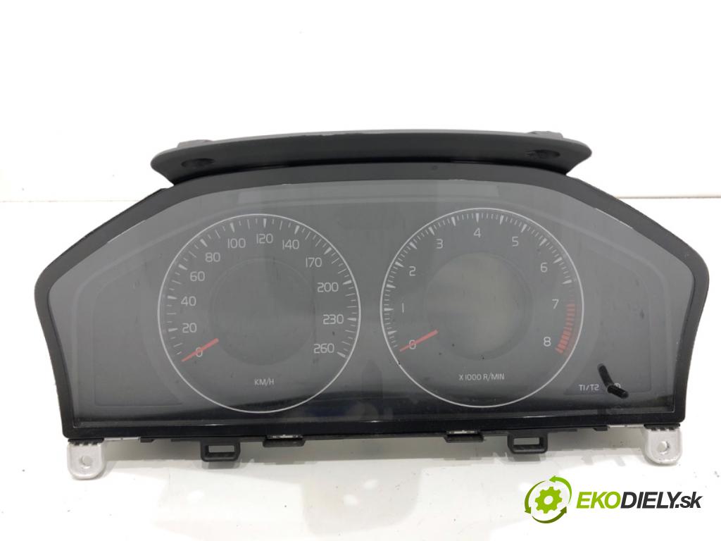 VOLVO V70 III Kombi 2008 147 kW 2.5 T 2521 Prístrojovka 30786622AB (Prístrojová doska)