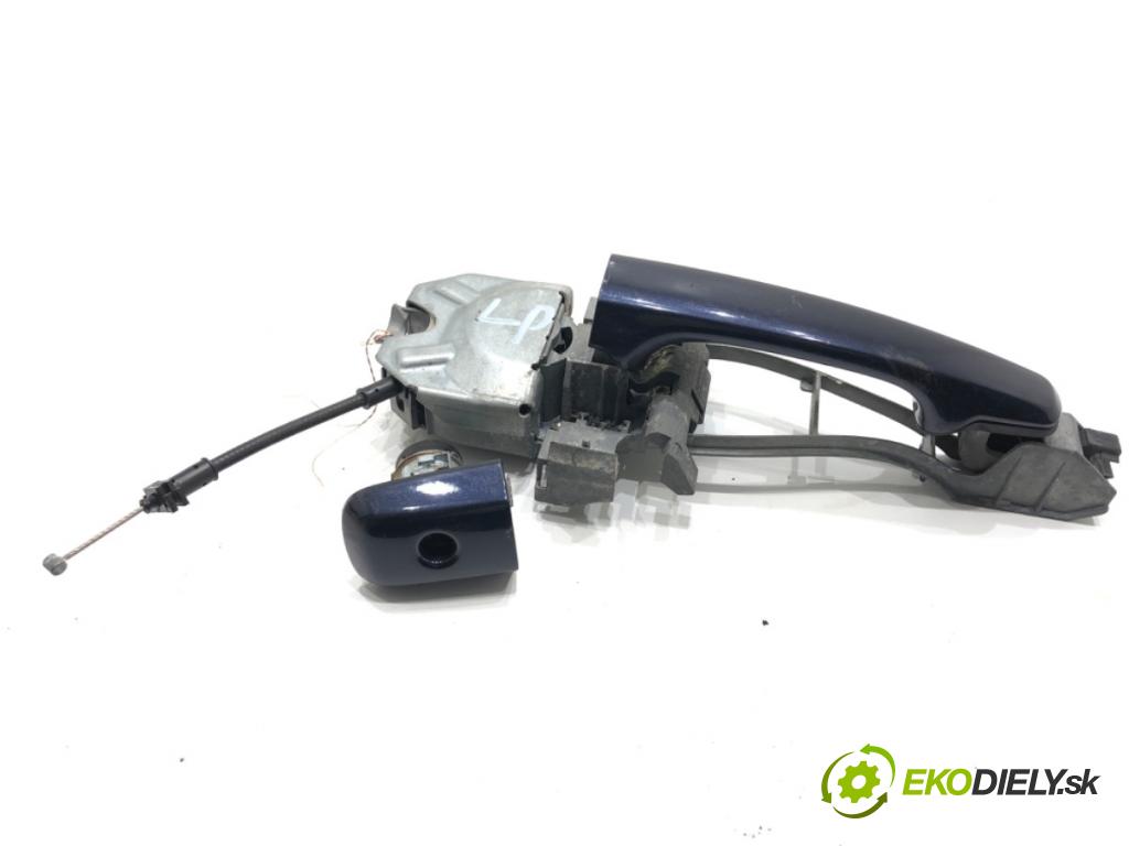 VOLVO V70 III Kombi 2008 147 kW 2.5 T 2521 klika vnejší levý přední část 