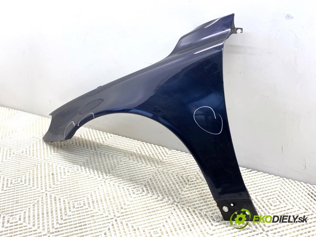 VOLVO V70 III Kombi 2008 147 kW 2.5 T 2521 blatník levý přední část