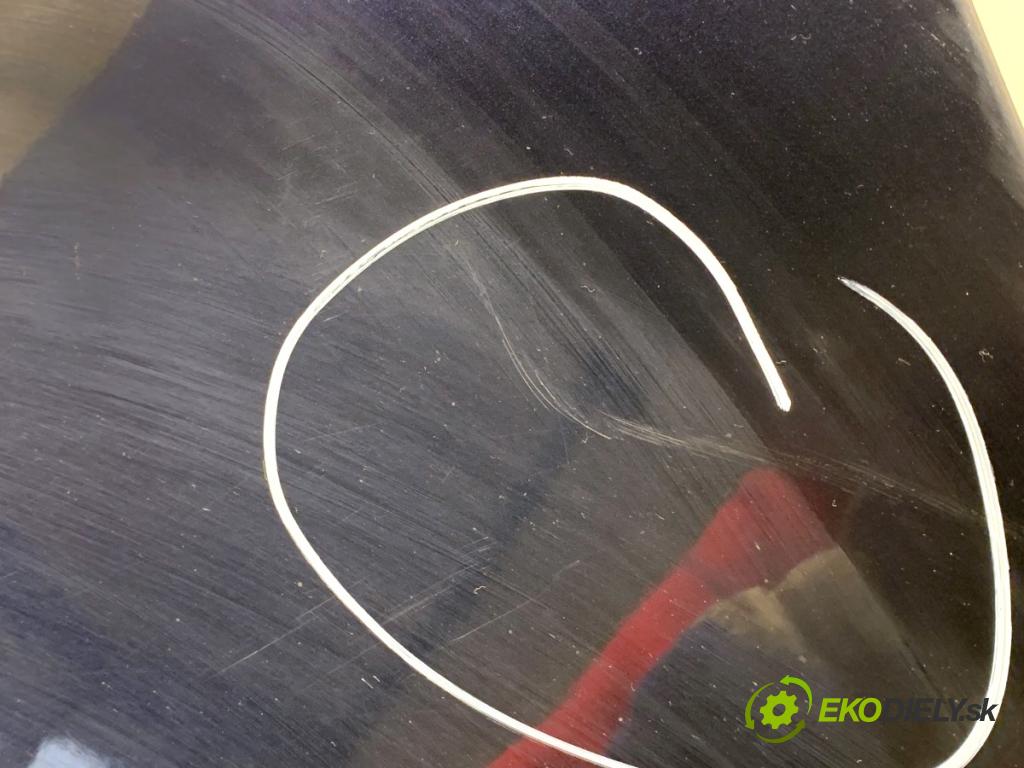 VOLVO V70 III Kombi 2008 147 kW 2.5 T 2521 blatník levý přední část