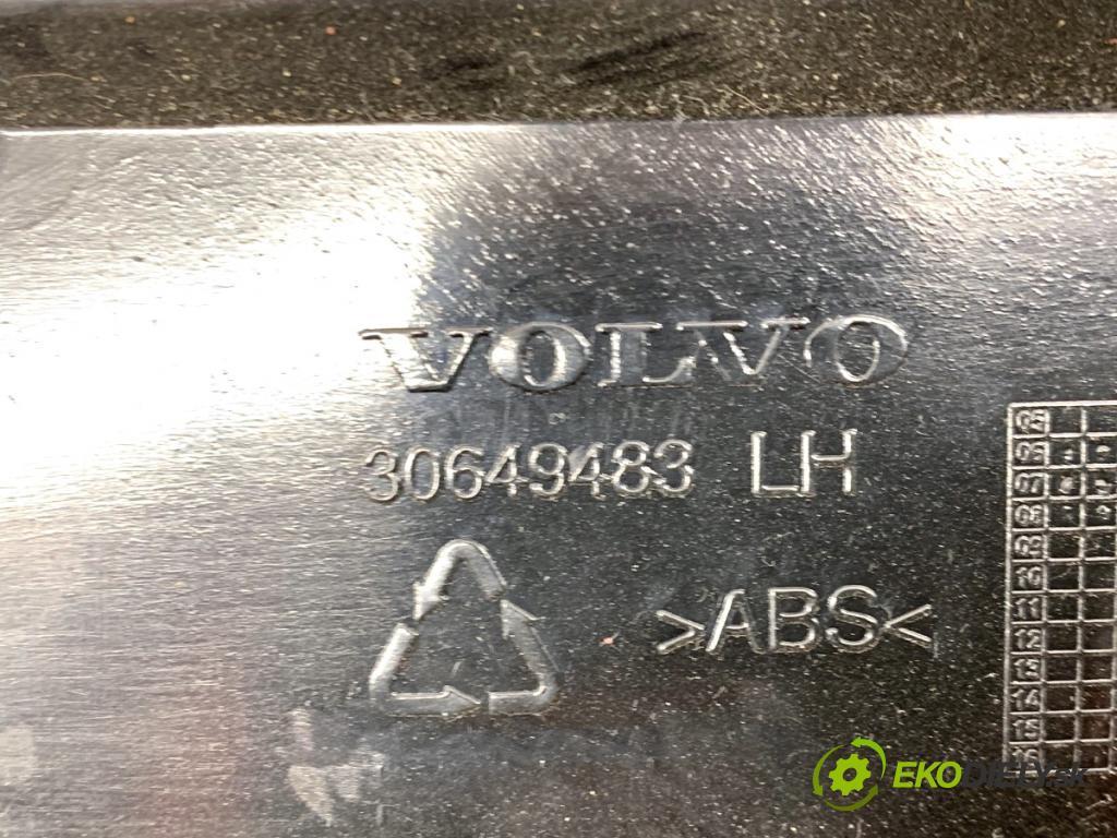 VOLVO V70 III Kombi 2008 147 kW 2.5 T 2521 čalúnenie Dvere ľavy predný 30649483