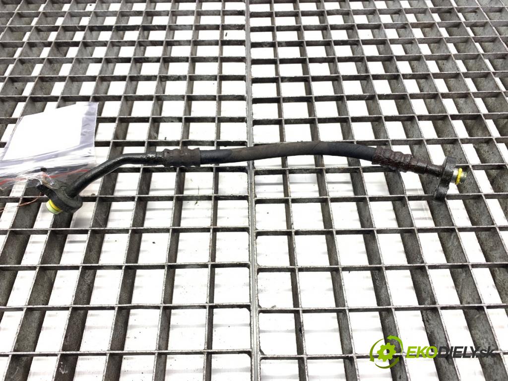 VOLVO V70 III Kombi 2008 147 kW 2.5 T 2521 rúrka klimatizace  (Trubka klimatizace)