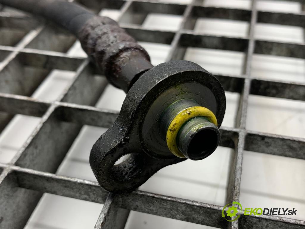 VOLVO V70 III Kombi 2008 147 kW 2.5 T 2521 rúrka klimatizácie  (Rúrka klimatizácie)