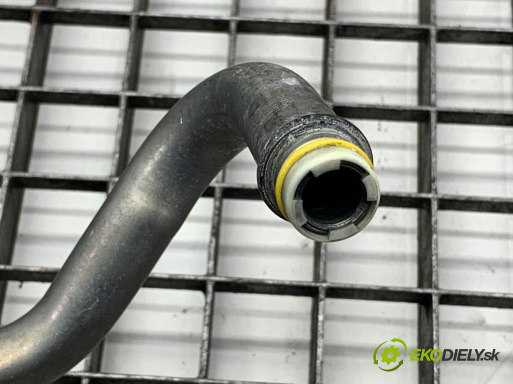 VOLVO V70 III Kombi 2008 147 kW 2.5 T 2521 rúrka klimatizace 31267981 (Trubka klimatizace)