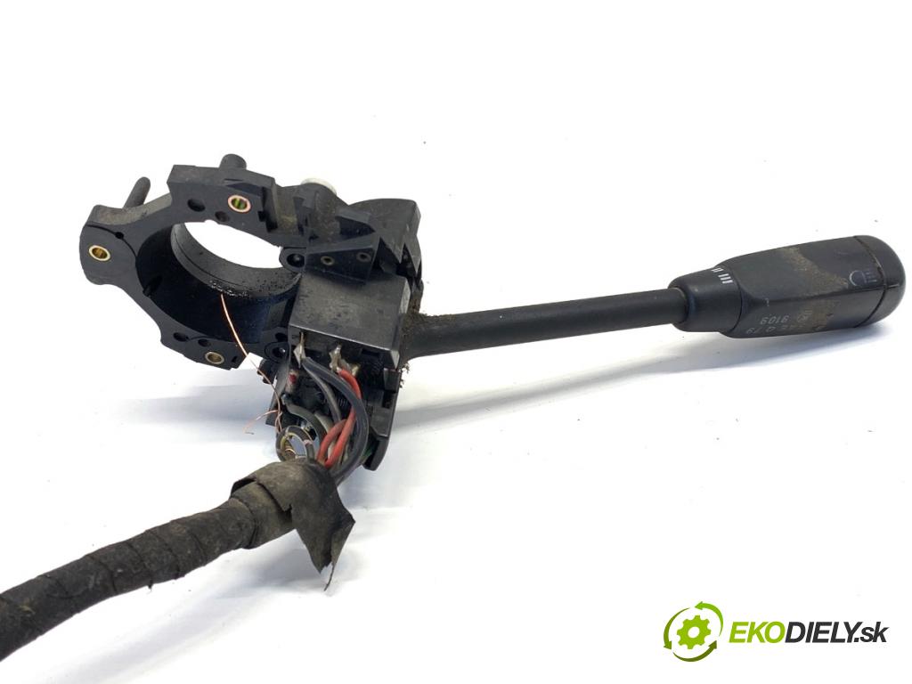 MERCEDES-BENZ W201 sedan 1991 55 kW D 2.0 (201.122) 1997 Prepínač kombinovaný  (Prepínacie páčky pod volantom)