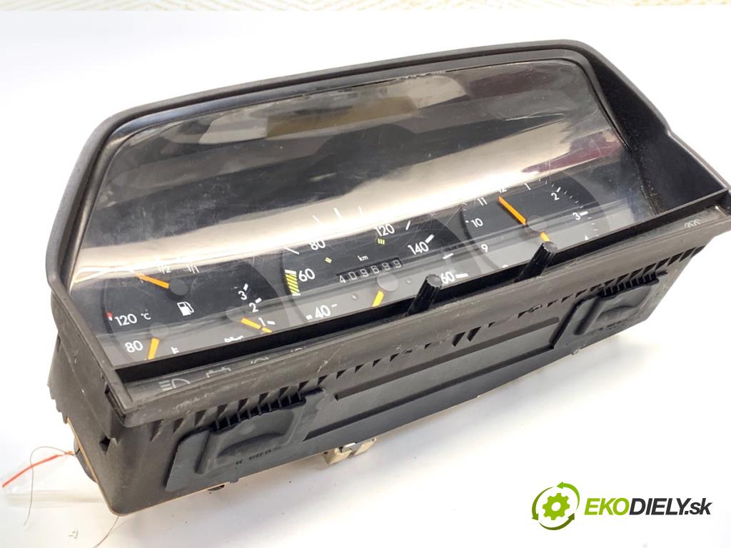 MERCEDES-BENZ W201 sedan 1991 55 kW D 2.0 (201.122) 1997 Prístrojovka 2015432222 (Prístrojová doska)