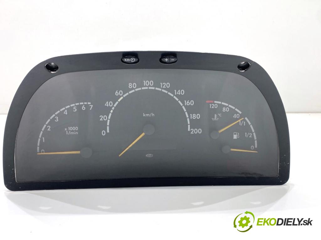 MERCEDES-BENZ W638 Autobus 1999 60 kW 108 CDI 2.2 (638.194) 2148 Prístrojovka A0004467321 (Prístrojová doska)