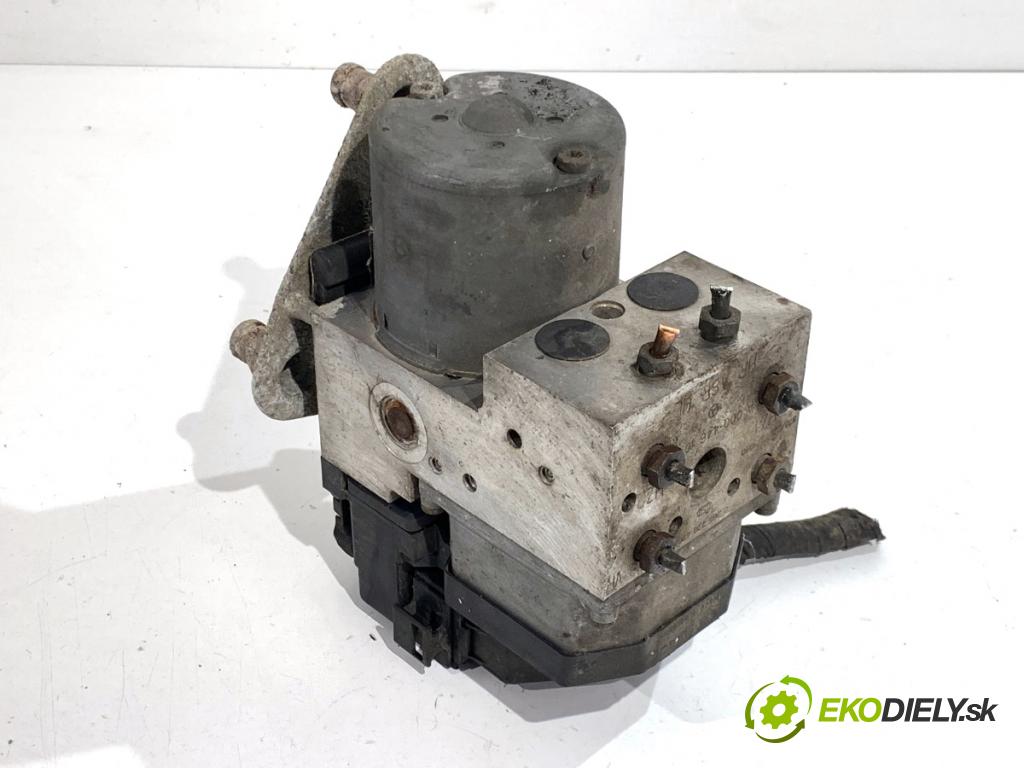 MERCEDES-BENZ W638 Autobus 1999 60 kW 108 CDI 2.2 (638.194) 2148 Pumpa ABS A0004461089 (Pumpa ABS)