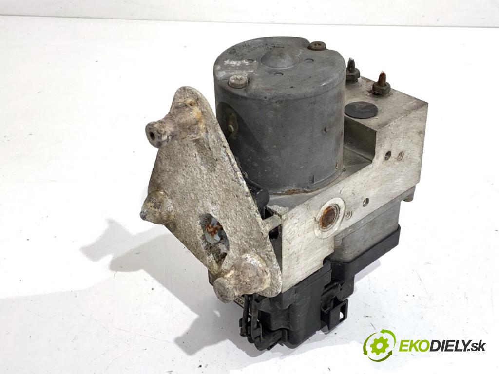 MERCEDES-BENZ W638 Autobus 1999 60 kW 108 CDI 2.2 (638.194) 2148 Pumpa ABS A0004461089 (Pumpa ABS)