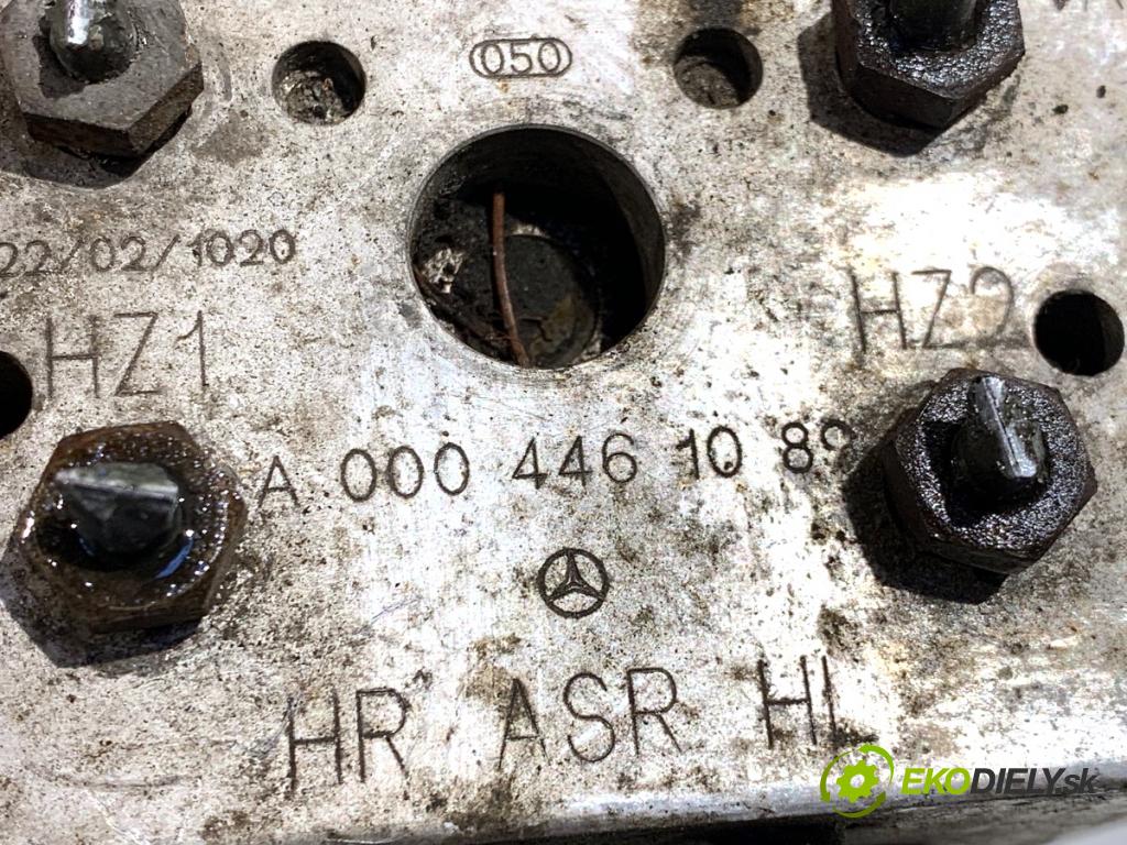 MERCEDES-BENZ W638 Autobus 1999 60 kW 108 CDI 2.2 (638.194) 2148 Pumpa ABS A0004461089 (Pumpa ABS)