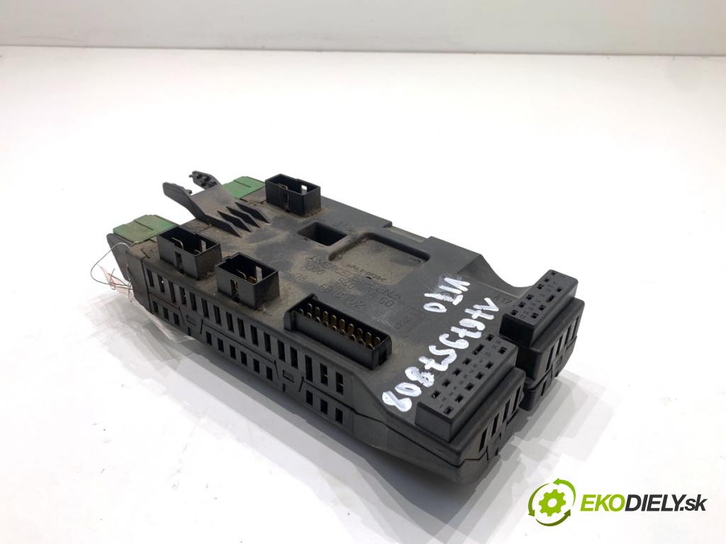 MERCEDES-BENZ W638 Autobus 1999 60 kW 108 CDI 2.2 (638.194) 2148 Skrinka poistková 0005400650 (Poistková skrinka)