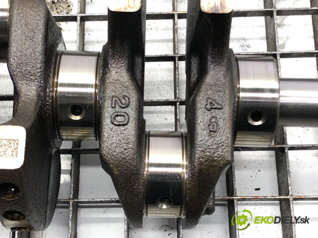 MITSUBISHI OUTLANDER III SUV 2017 110 kW 2.0 4WD (GF7W) 1998 Kardaň, hriadeľ KLIKA: 4J11 (Blok motora ostatné)