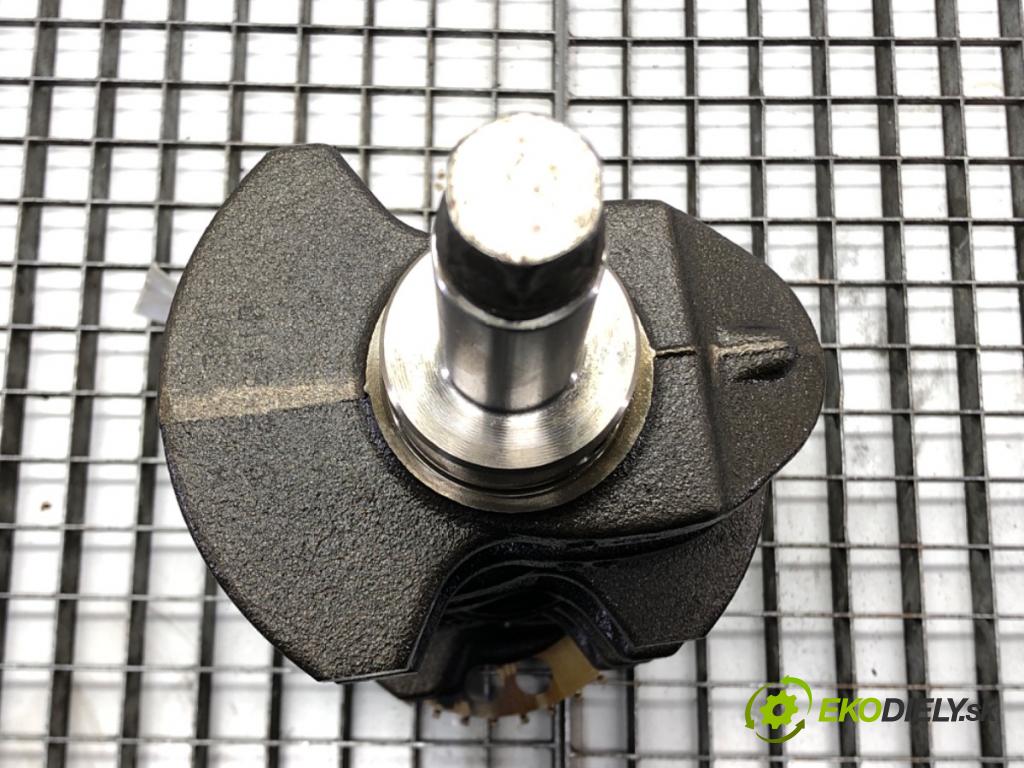 MITSUBISHI OUTLANDER III SUV 2017 110 kW 2.0 4WD (GF7W) 1998 Kardaň, hriadeľ KLIKA: 4J11 (Blok motora ostatné)