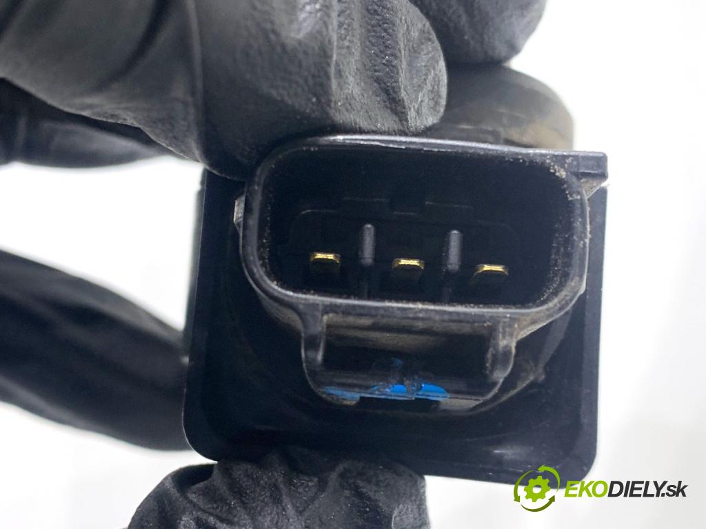 MITSUBISHI OUTLANDER III SUV 2017 110 kW 2.0 4WD (GF7W) 1998 Cievka zapaľovacia 1832A083 (Zapaľovacia cievka)