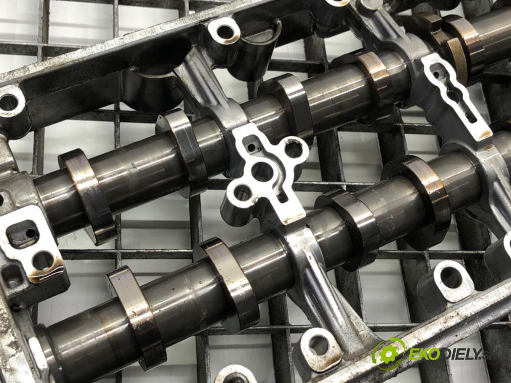 AUDI A3 8V liftback 2014 81 kW 1.6 TDI 1598 vačka (vačkový hriadeľ) Súprava 04L103308D 04L103292G