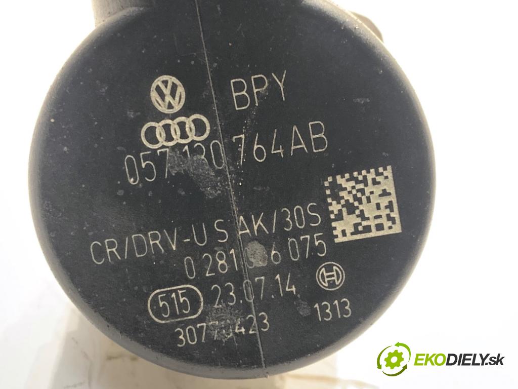 AUDI A3 8V liftback 2014 81 kW 1.6 TDI 1598 Regulátor tlaku paliva 057130764AB (Palivový systém ostatné)