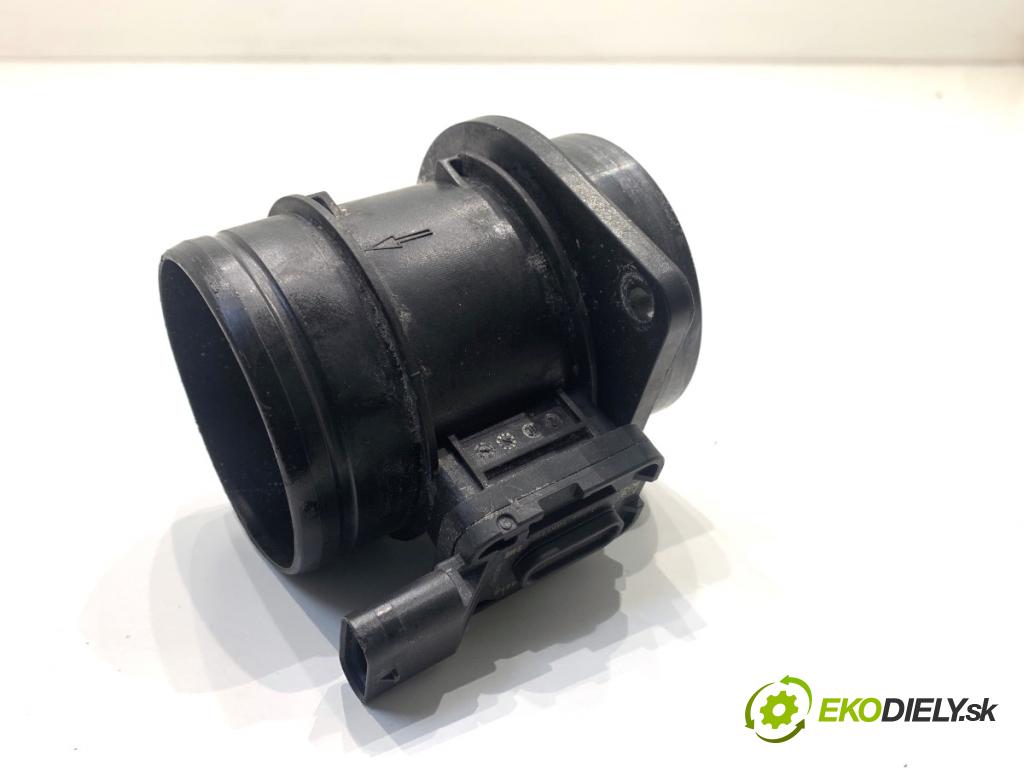 AUDI A3 8V liftback 2014 81 kW 1.6 TDI 1598 Váha vzduchu 04L906461B (Váha vzduchu)