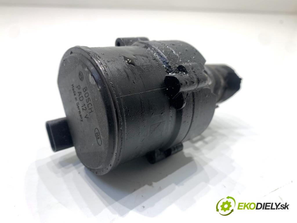 AUDI A3 8V liftback 2014 81 kW 1.6 TDI 1598 DALŠÍ: Pumpa vody 5G0965567 (Vodná pumpa)