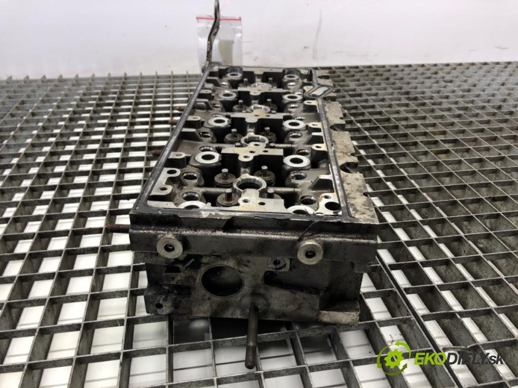 AUDI A3 8V liftback 2014 81 kW 1.6 TDI 1598 Hlava valcov 04L103373E (Hlava valcov)