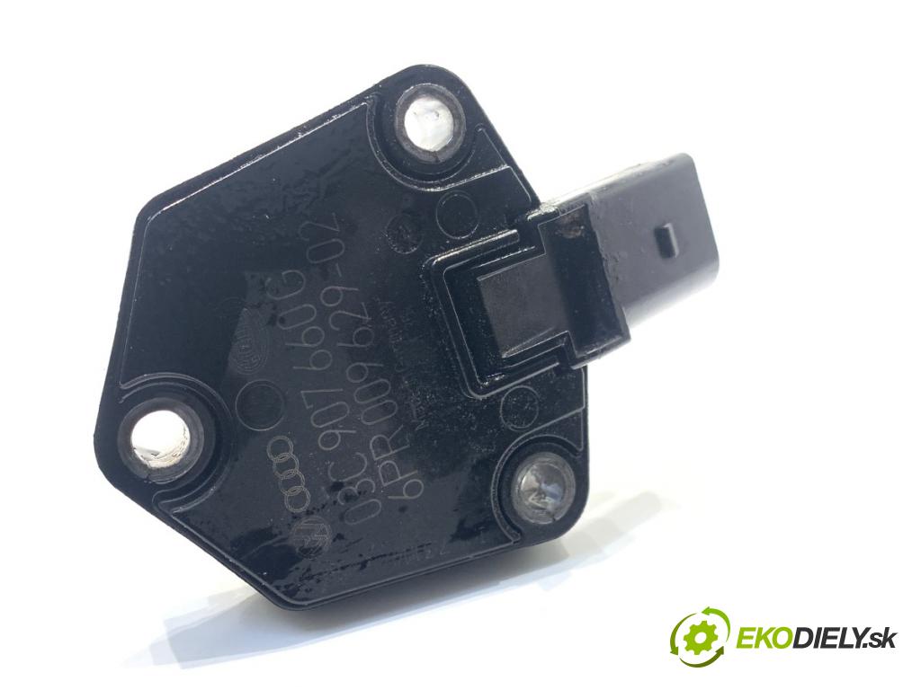 AUDI A3 8V liftback 2014 81 kW 1.6 TDI 1598 Snímač hladiny oleja 03C907660G (Snímač)