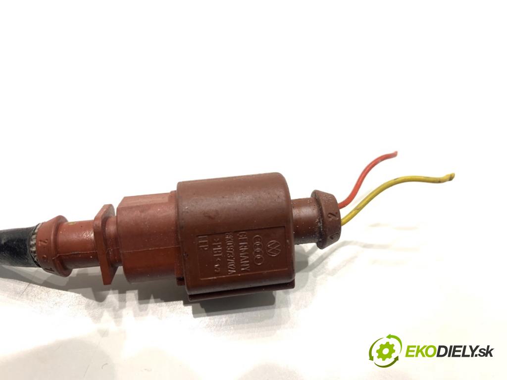 AUDI A3 8V liftback 2014 81 kW 1.6 TDI 1598 Snímač teploty spalín 04L906088E (Snímač)