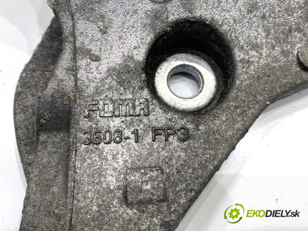 AUDI A3 8V liftback 2014 81 kW 1.6 TDI 1598 Držiak uchytenia alternátora 04L903143B