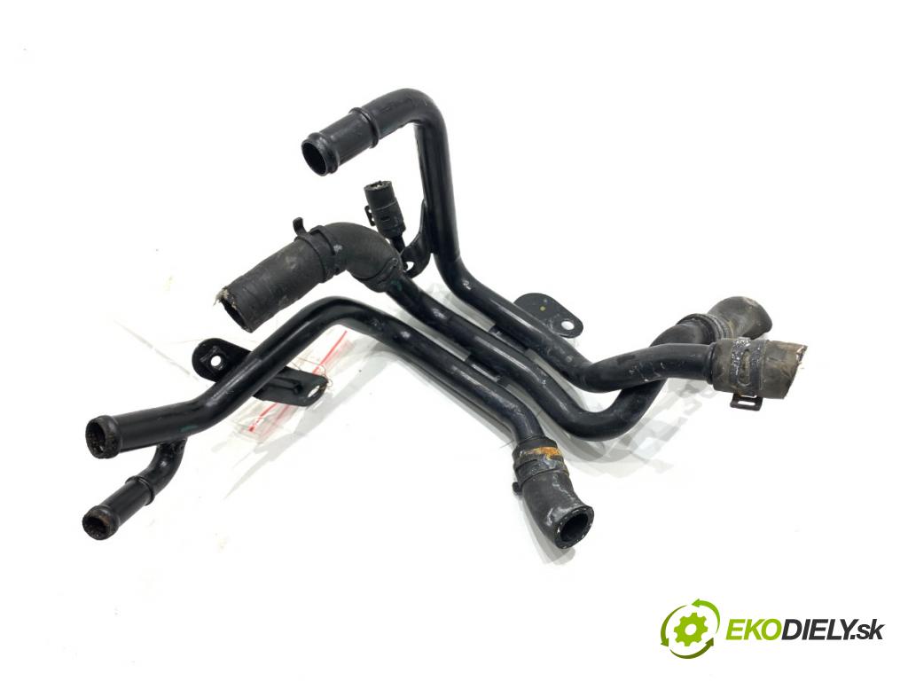 AUDI A3 8V liftback 2014 81 kW 1.6 TDI 1598 Rozdeľovač vody 04L121064AC