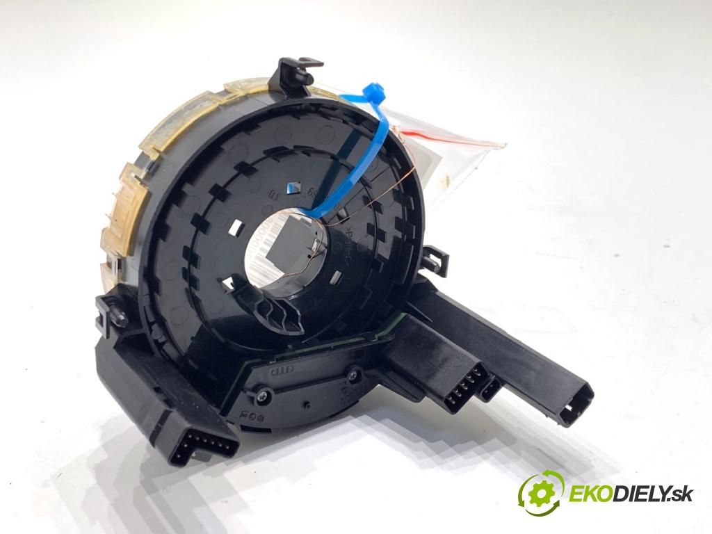 AUDI A4 B6 sedan 2001 96 kW 2.0 1984 kroužek slimák airbag 8E0953541E (Airbag)